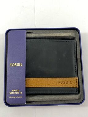 Fossil Classic Men's Black & Tan Genuine Leather Bifold With Flip ID Wallet NWT